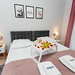 Maya\'S Flats & Resorts 42 - Swietej Barbary