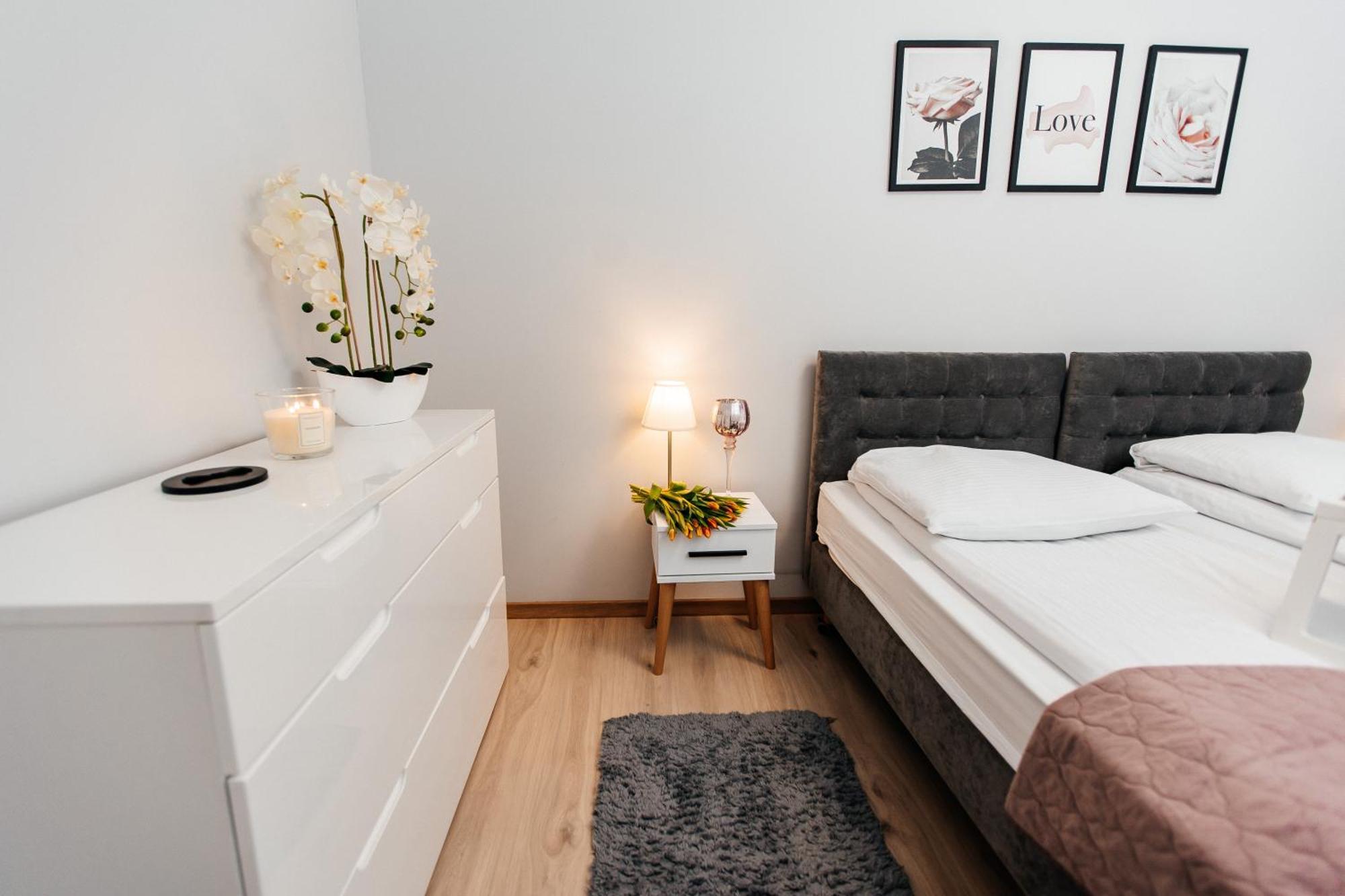 Apartment Maya's Flats & 42 - Swietej Barbary *