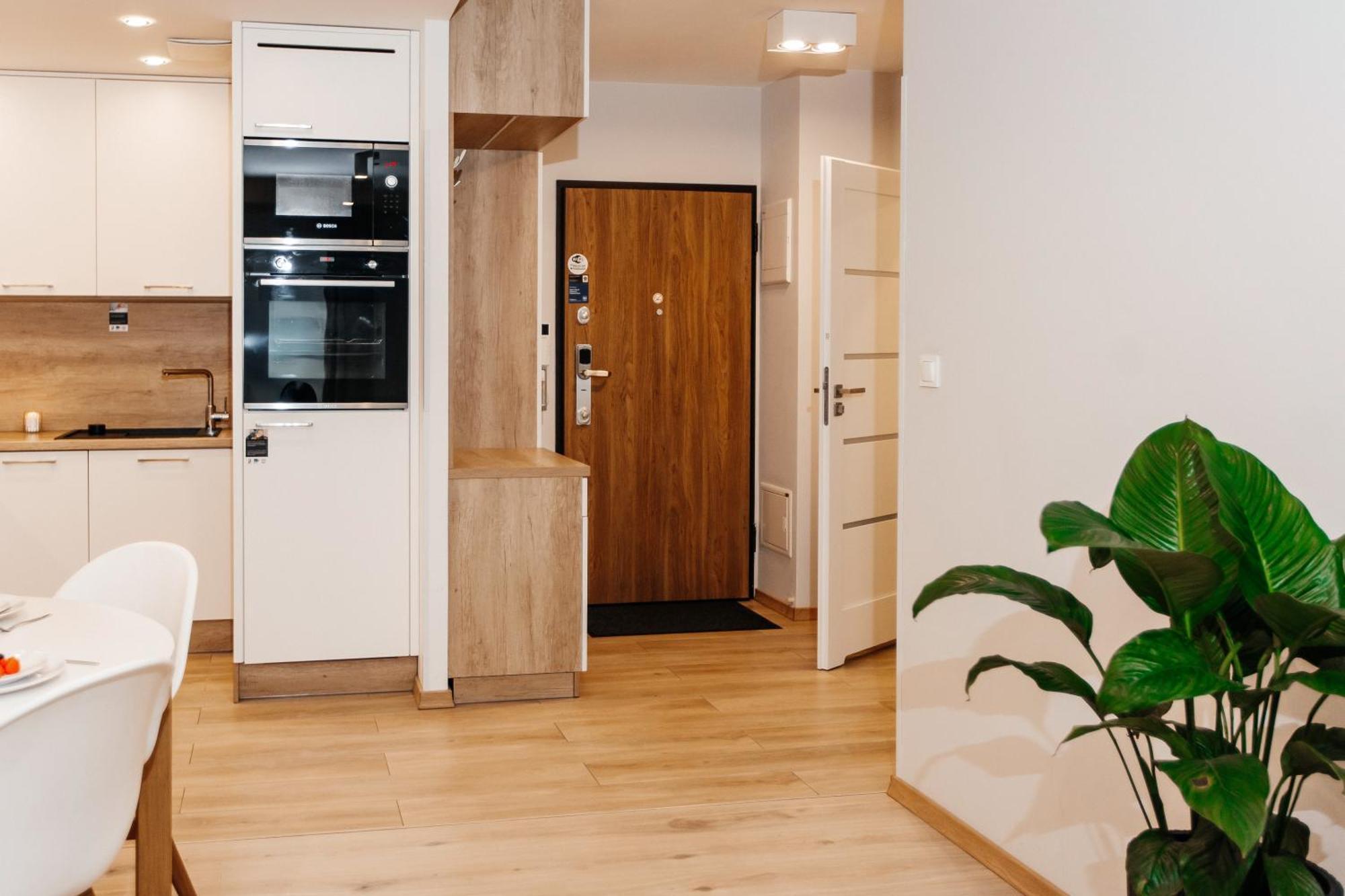 Apartment Maya's Flats & 42 - Swietej Barbary