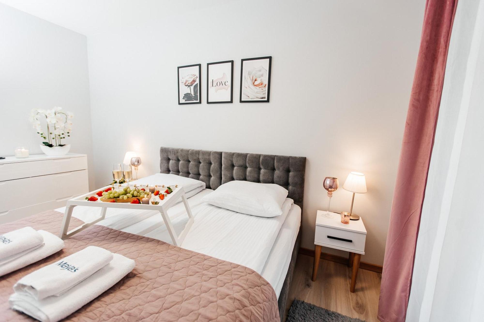 Lägenhet Maya's Flats & 42 - Swietej Barbary Gdańsk