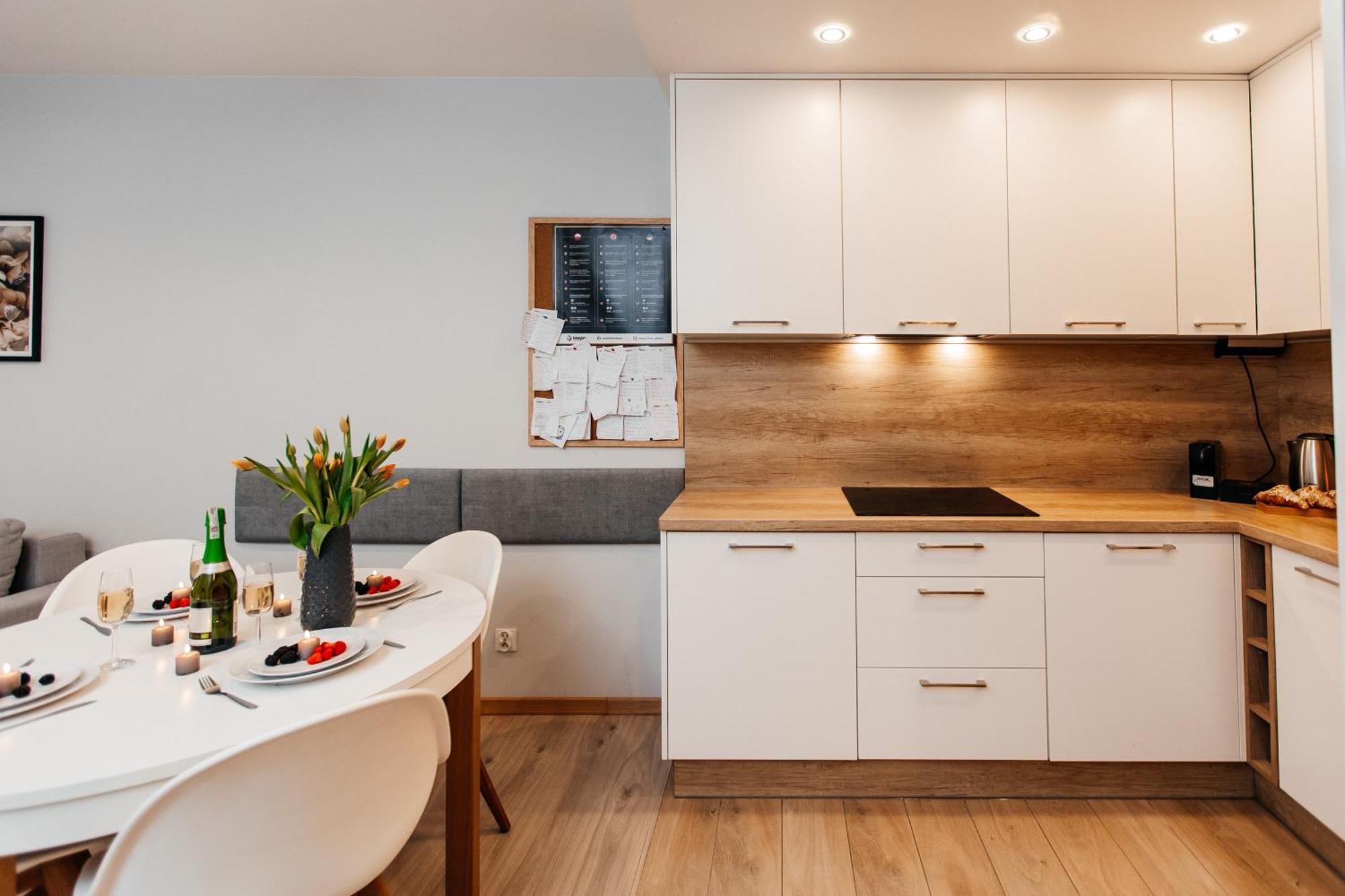 Apartment Maya's Flats & 42 - Swietej Barbary *