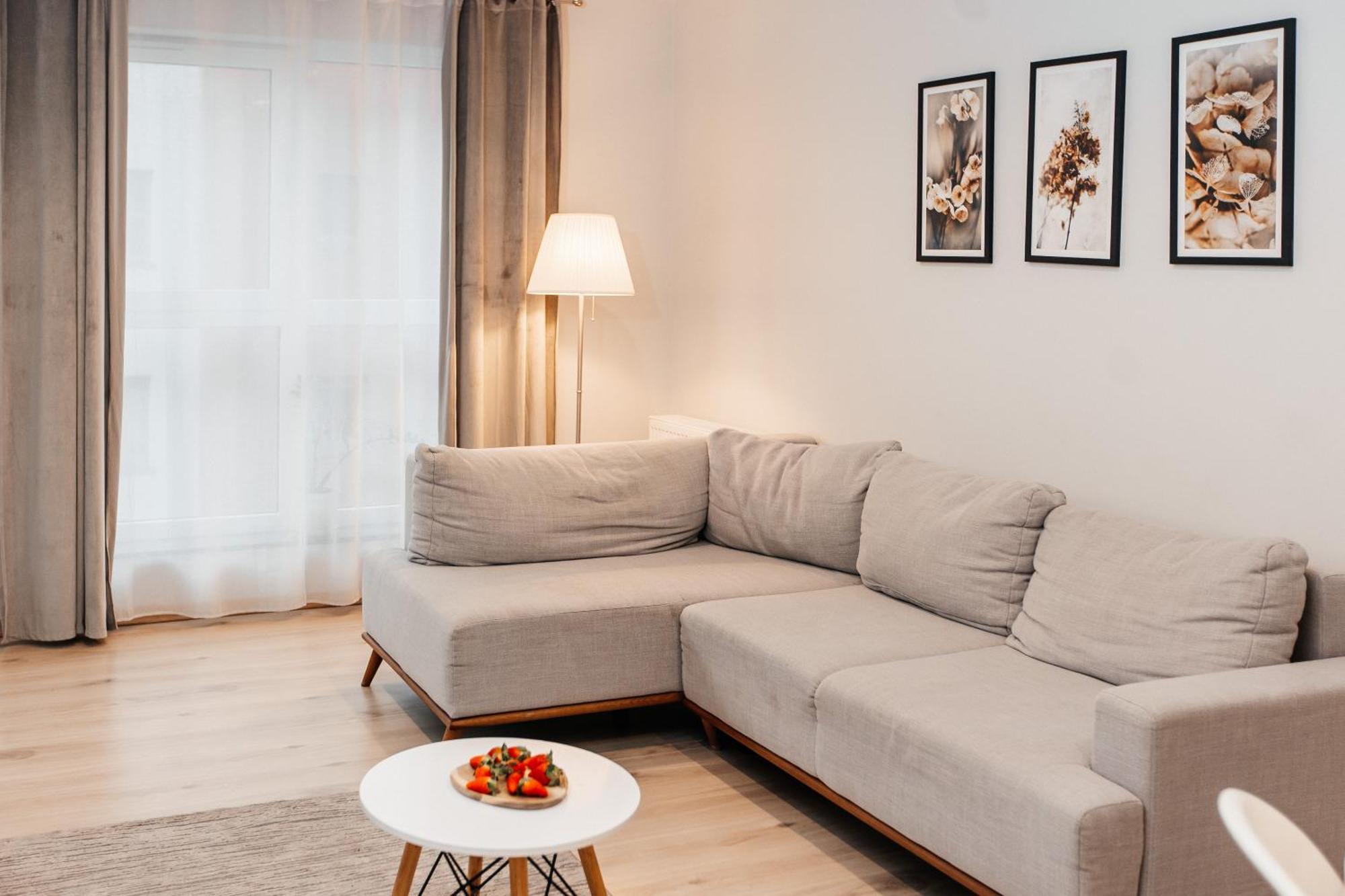 Maya's Flats & 42 - Swietej Barbary Gdansk