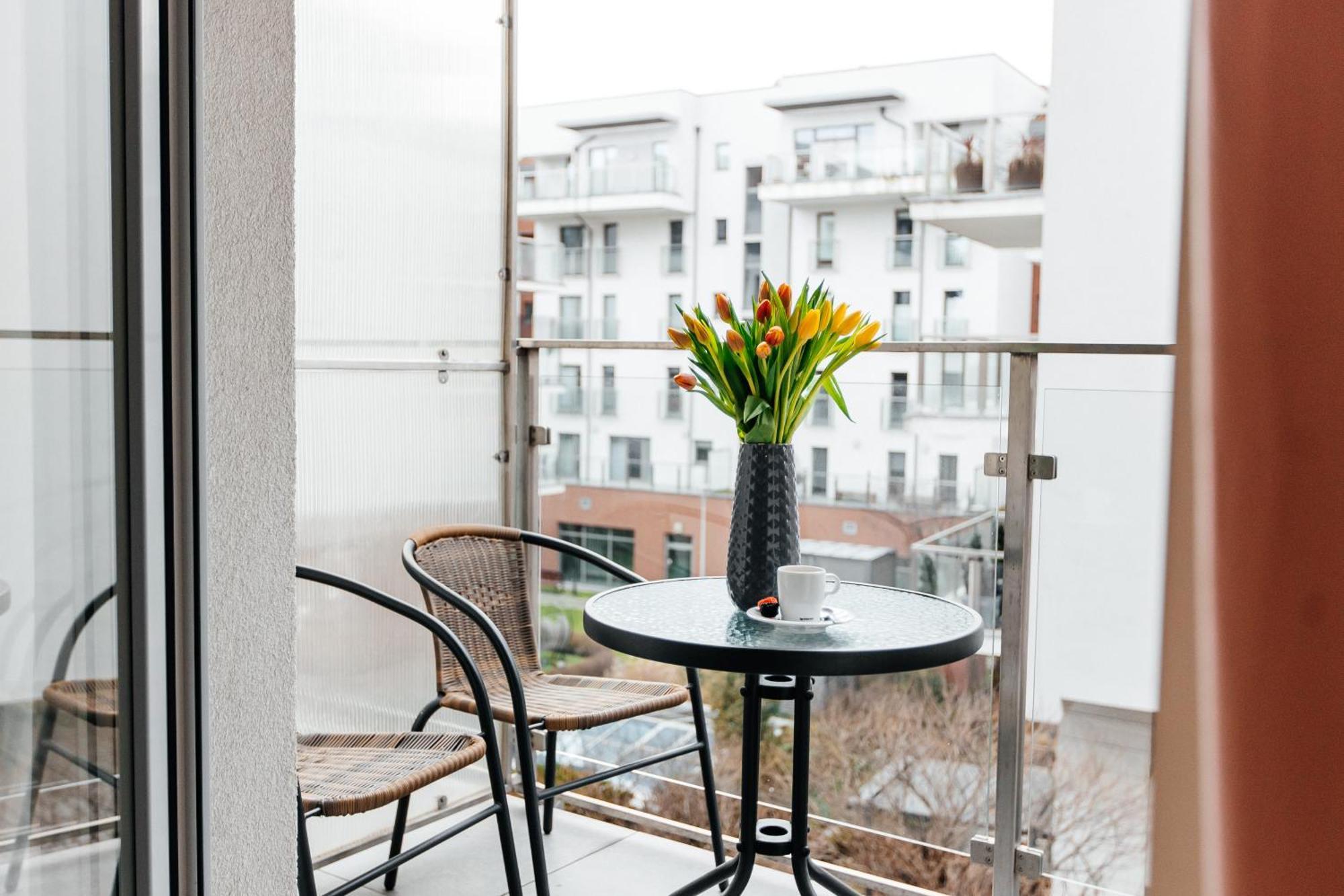 Maya's Flats & 42 - Swietej Barbary Lägenhet Gdańsk